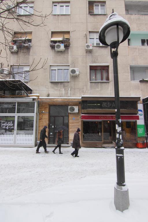 White Apartment Belgrade Exterior photo